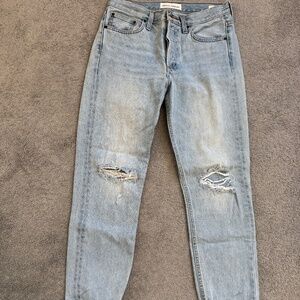 Aritzia Denim Forum Ex Boyfriend Jean
